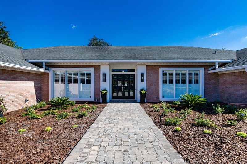8129 Middle Fork Way, Jacksonville, FL 32256