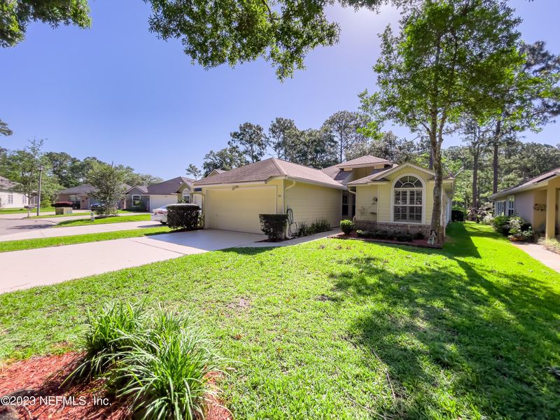 813 Putters Green Way N, St Johns, FL 32259