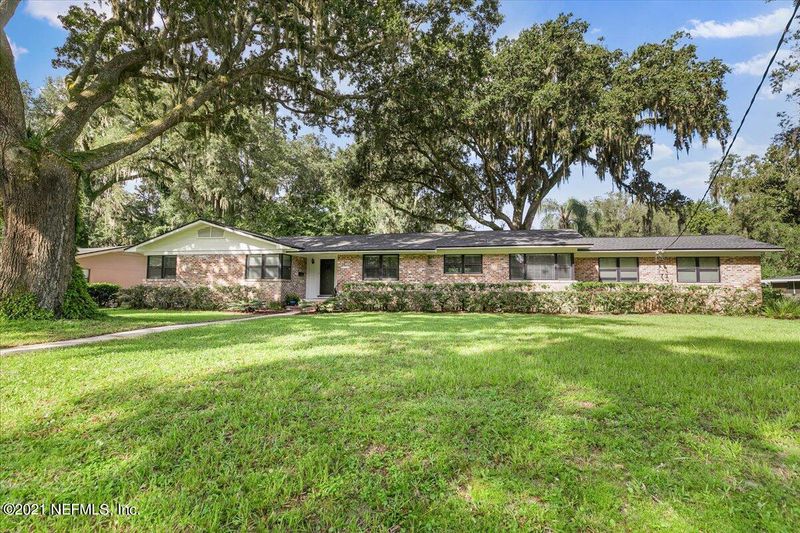 8132 Madeira Dr, Jacksonville, FL 32217