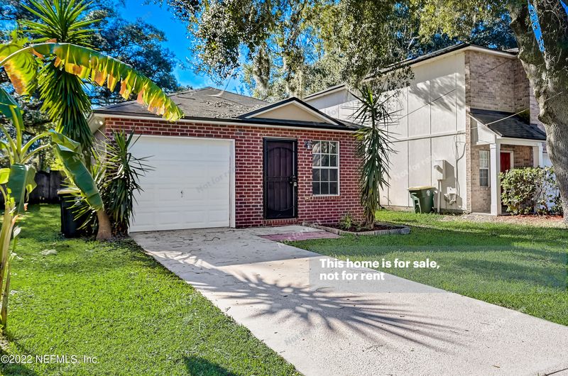 8142 Oden Ave, Jacksonville, FL 32216