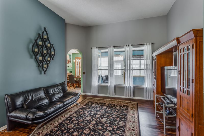 8145 Winding Vine Ct, Jacksonville, FL 32244