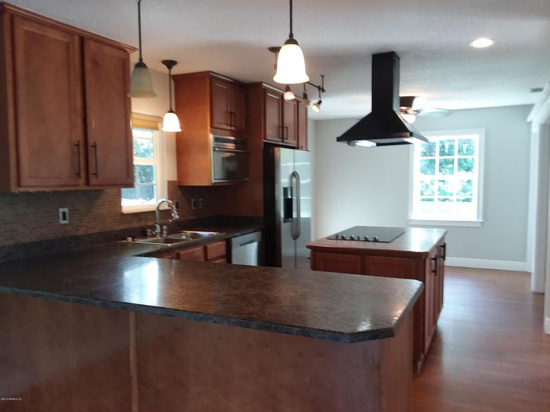 8152 Wendover Rd, St Augustine, FL 32092