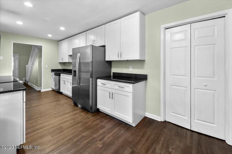 8156 Cayuga Trl E, Jacksonville, FL 32244