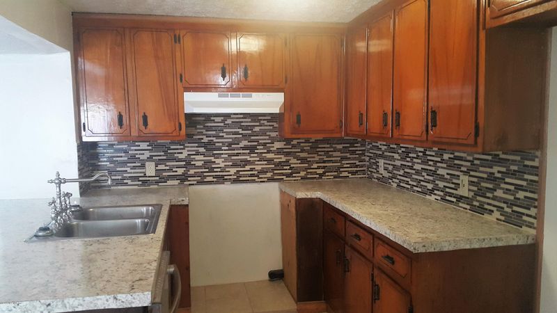 8162 Hammond Blvd, Jacksonville, FL 32220