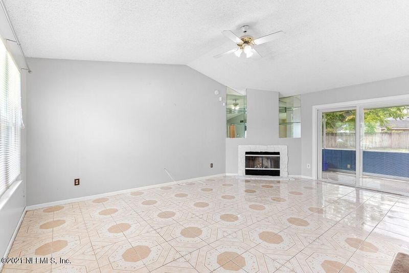 8170 Cumberland Gap Trl, Jacksonville, FL 32244