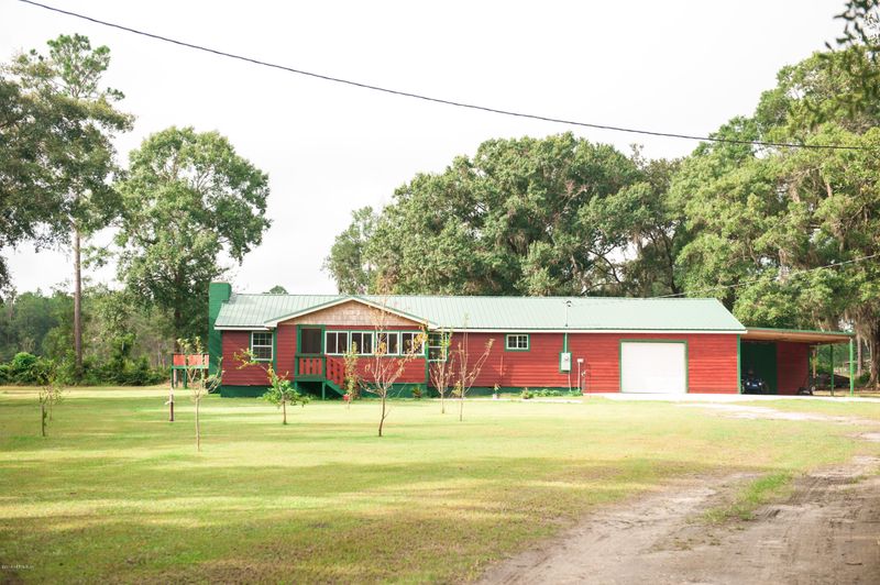 8174 SW County Rd 225, Starke, FL 32091