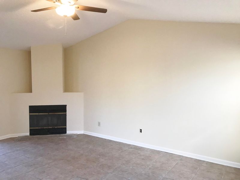 8175 Fort Chiswell Trl, Jacksonville, FL 32244
