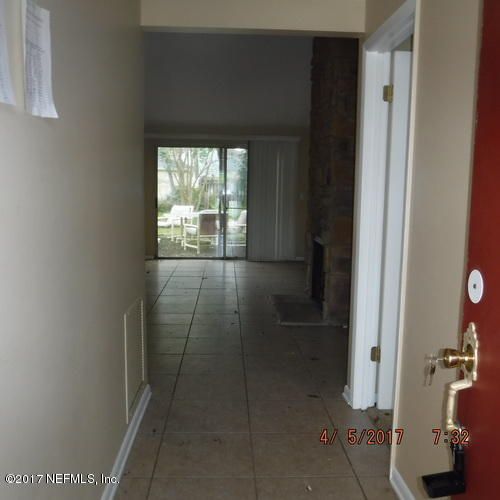 8175 Libra Ct, Jacksonville, FL 32216