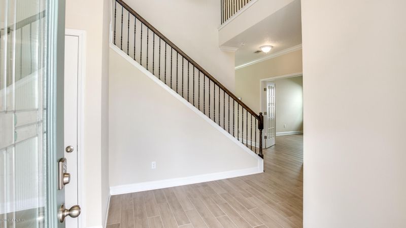 8196 Cape Fox Dr, Jacksonville, FL 32222