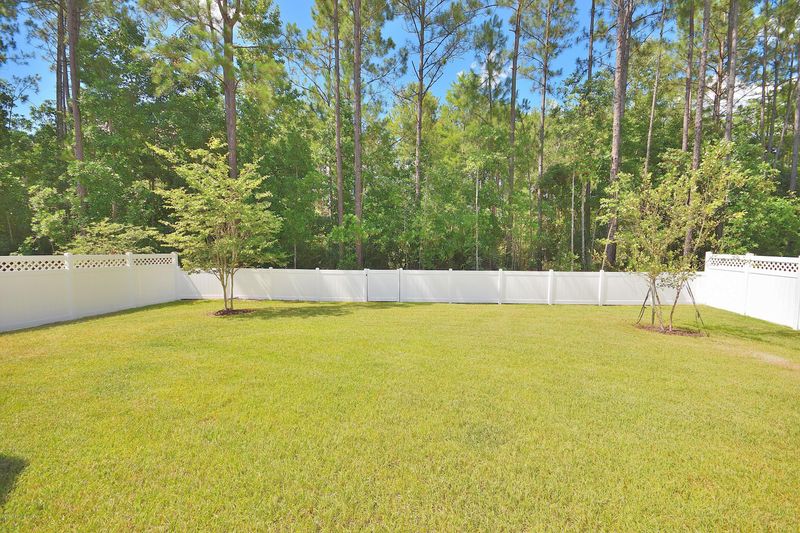 82 Cloisterbane Dr, St Johns, FL 32259
