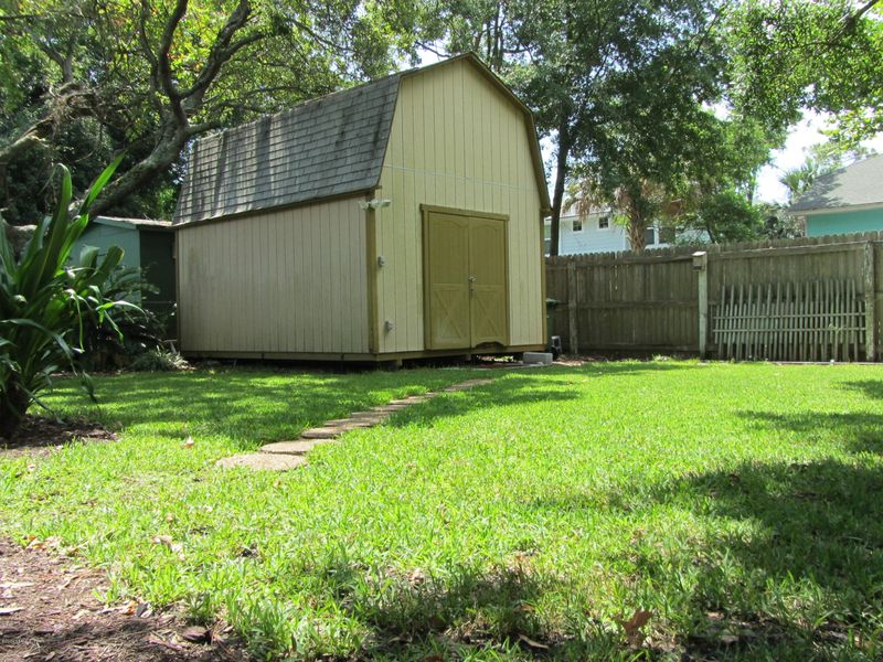 820 15th Ave S, Jacksonville Beach, FL 32250