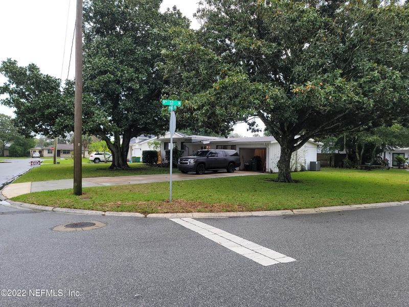 820 17th Ave N, Jacksonville Beach, FL 32250
