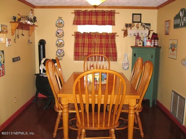 820 Worth Rd, St Johns, FL 32259