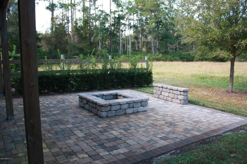 8200 Oak Bluff Rd, St Augustine, FL 32092