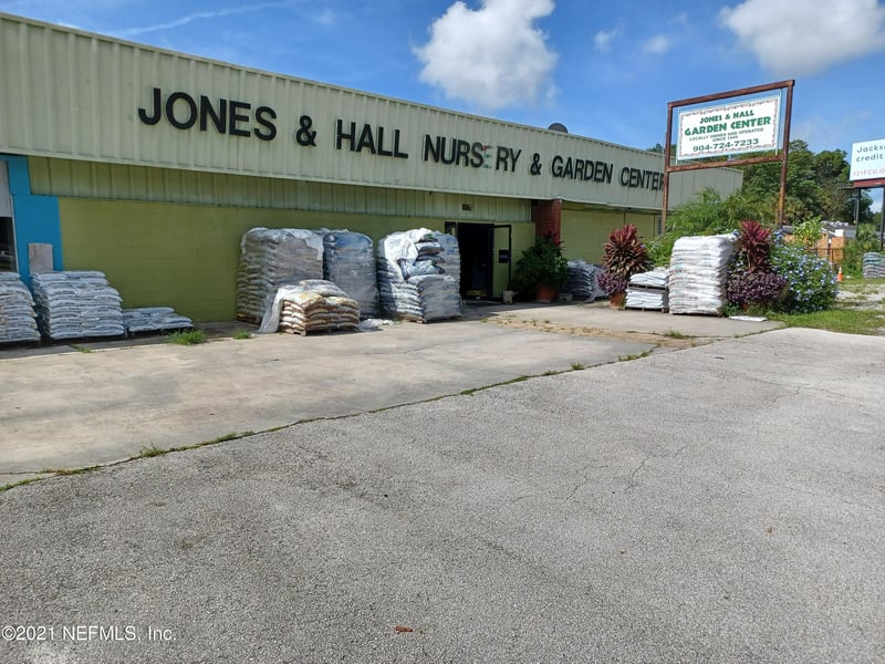 8204 Beach Blvd, Jacksonville, FL 32216