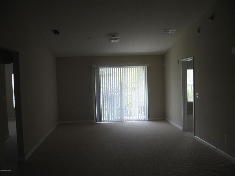 8208 White Falls Blvd #112, Jacksonville, FL 32256
