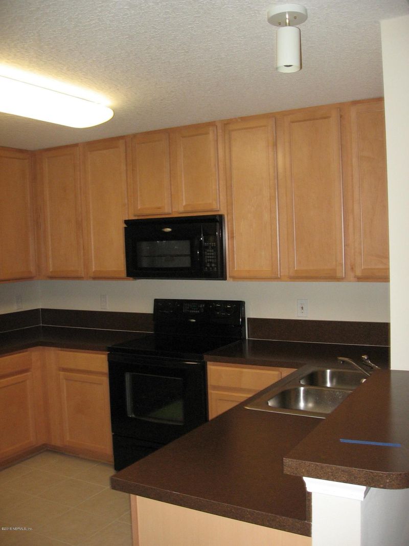 8208 White Falls Blvd #112, Jacksonville, FL 32256