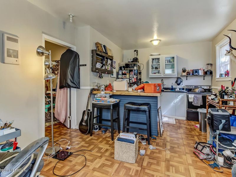 821 2nd St N, Jacksonville Beach, FL 32250