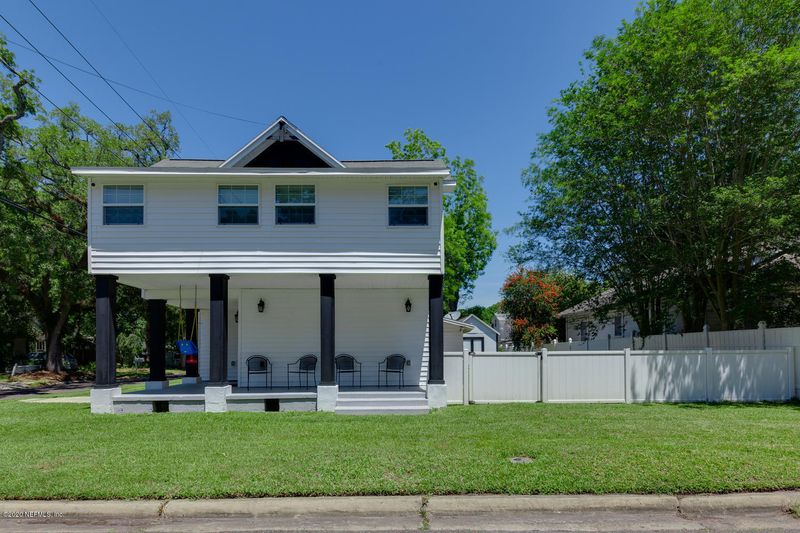 821 Murray Dr, Jacksonville, FL 32205