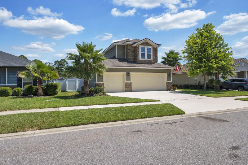 82103 Chickadee Ln, Yulee, FL 32097