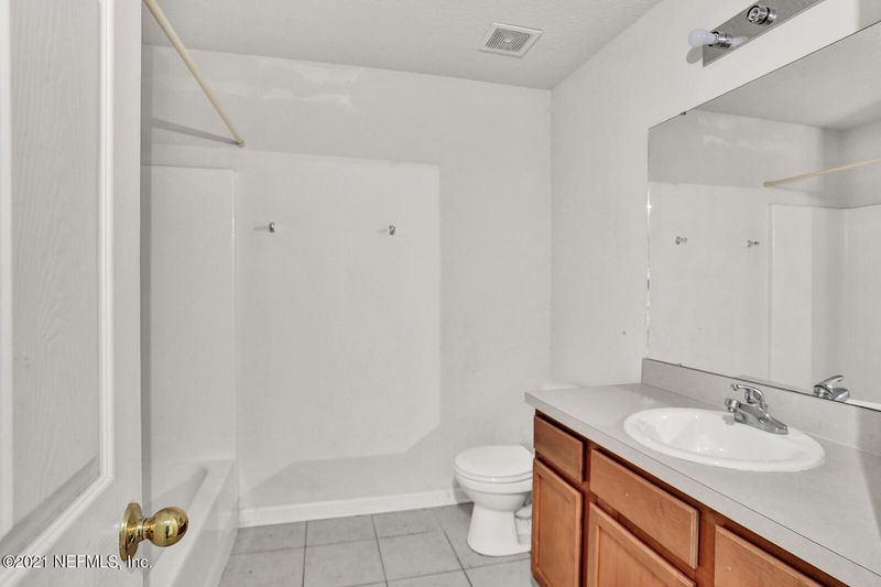 8216 White Falls Blvd #15-12, Jacksonville, FL 32256