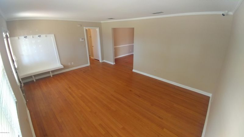 822 Acapulco Rd, Jacksonville, FL 32216
