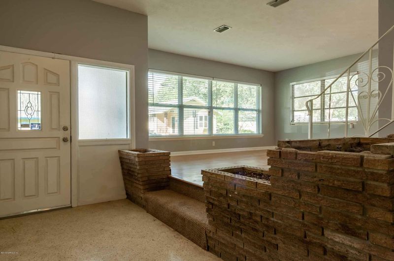 822 W 17th St, Jacksonville, FL 32206