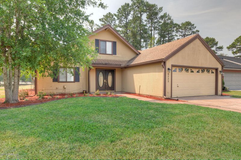 8222 Chimney Oak Dr, Jacksonville, FL 32244