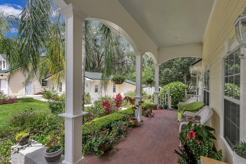 8225 Hall Ln, St Augustine, FL 32092