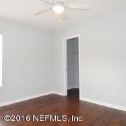 8233 Nussbaum Dr, Jacksonville, FL 32210