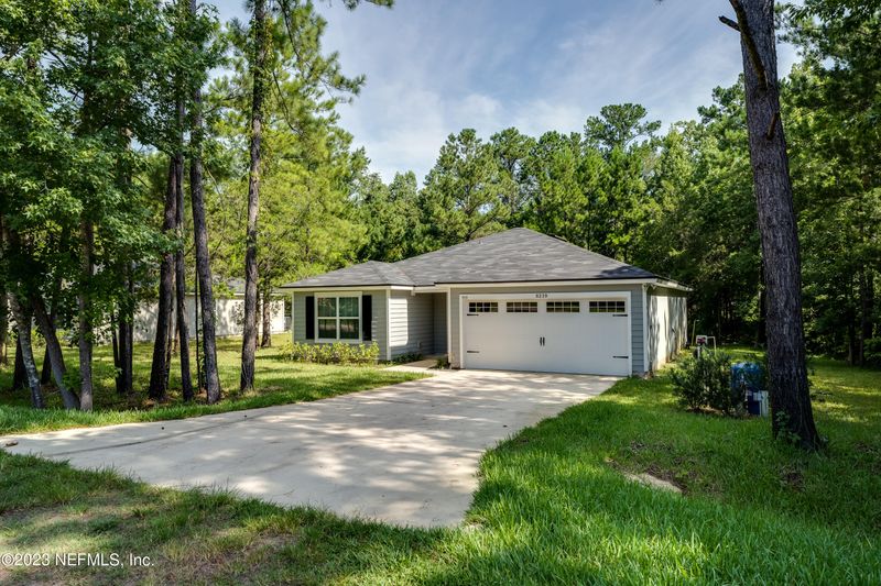 8239 Arnot St, Jacksonville, FL 32220