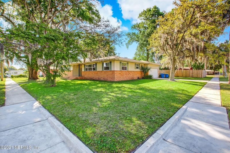 8242 Bengalin Ave, Jacksonville, FL 32211