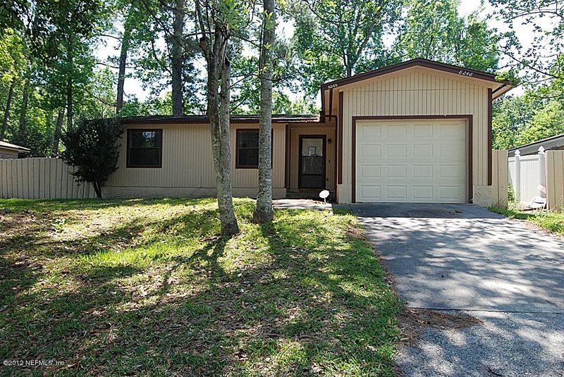 8248 Grampell Dr, Jacksonville, FL 32221