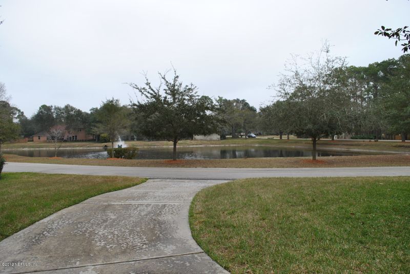 8248 Rock Hill Ln, Jacksonville, FL 32256