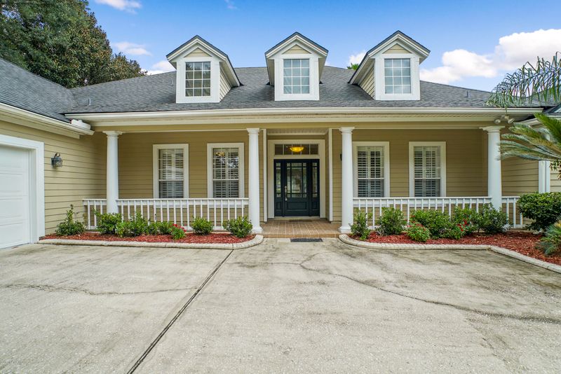 8249 Bay Tree Ln, Jacksonville, FL 32256