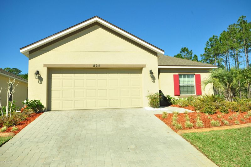 825 Battersea Dr, St Augustine, FL 32095