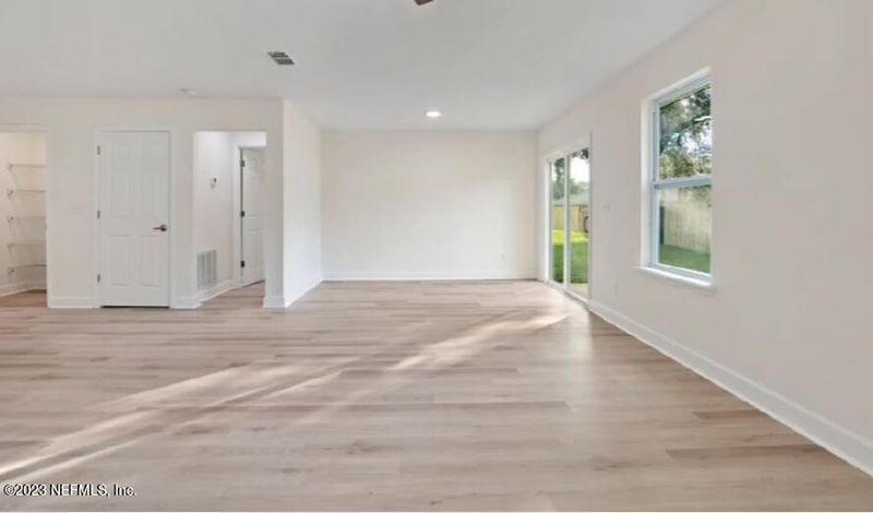 825 Dixon St, Jacksonville, FL 32254