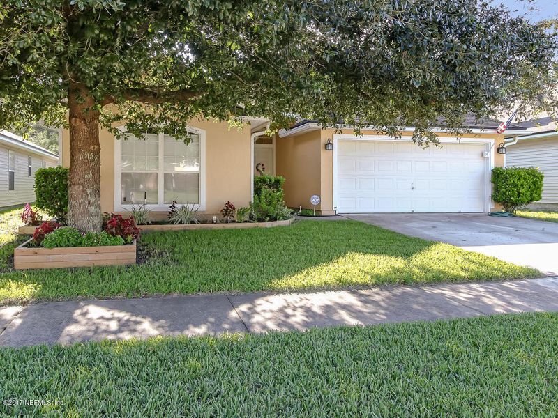 8252 Stelling Dr, Jacksonville, FL 32244