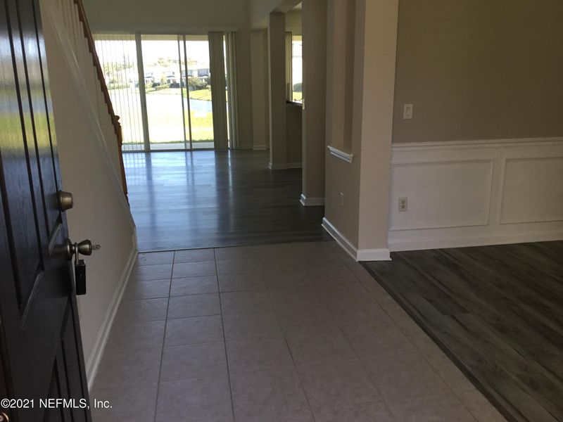 8255 Highgate Dr, Jacksonville, FL 32216