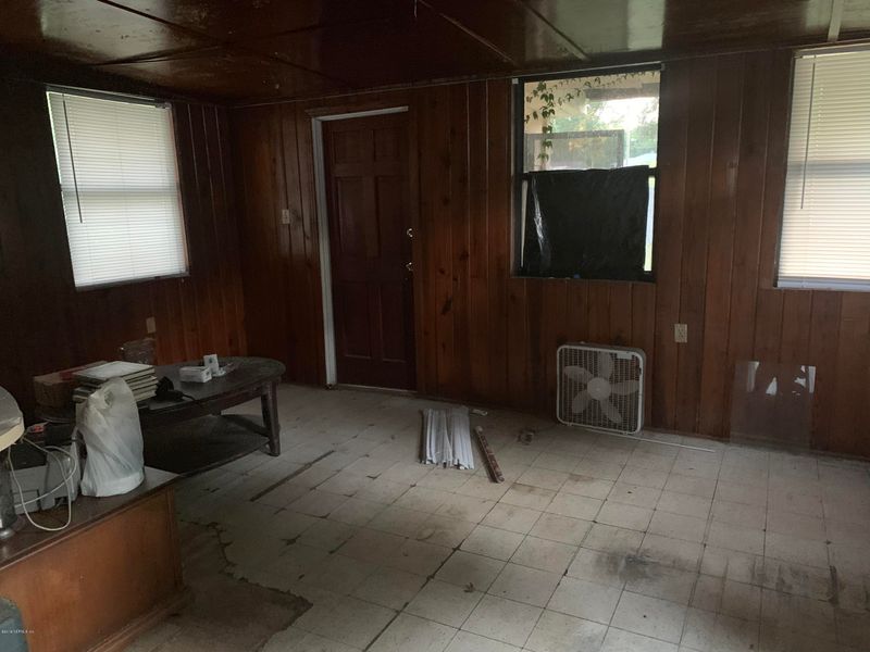8256 Paul Jones Dr, Jacksonville, FL 32208