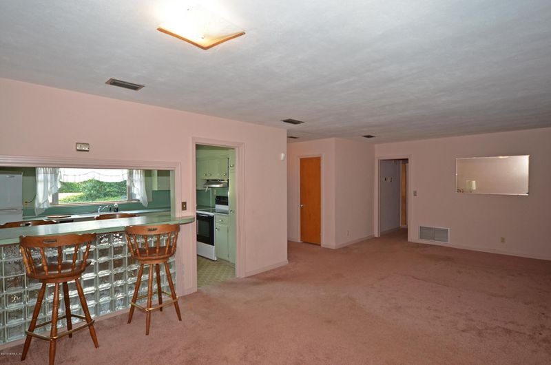 826 Bordeau Ave W, Jacksonville, FL 32211