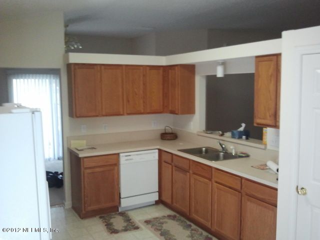 826 S Lilac Loop, Jacksonville, FL 32259