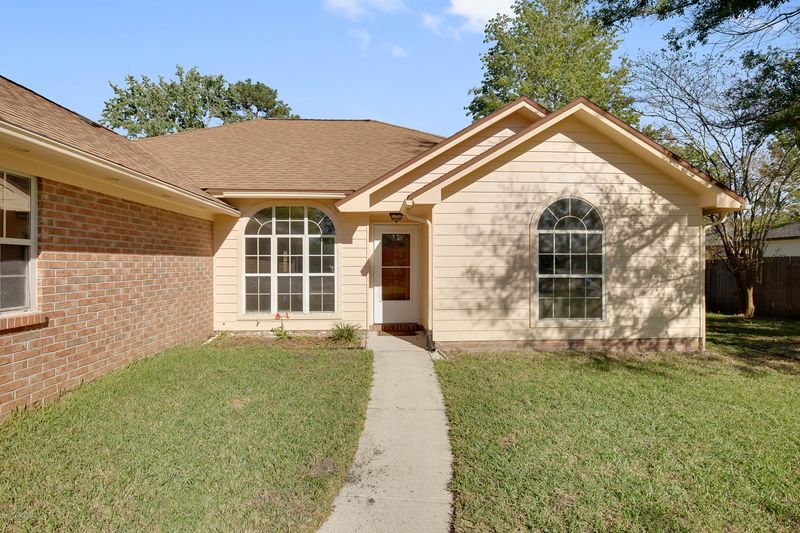 829 Midland Ct, Orange Park, FL 32065
