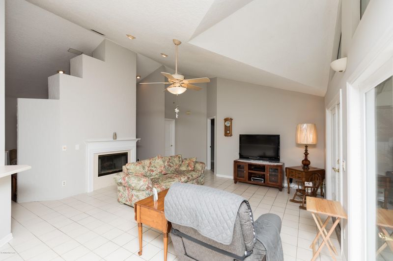 829 White Eagle Cir, St Augustine, FL 32086