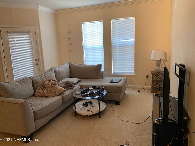 8290 Gate Pw #1011, Jacksonville, FL 32216