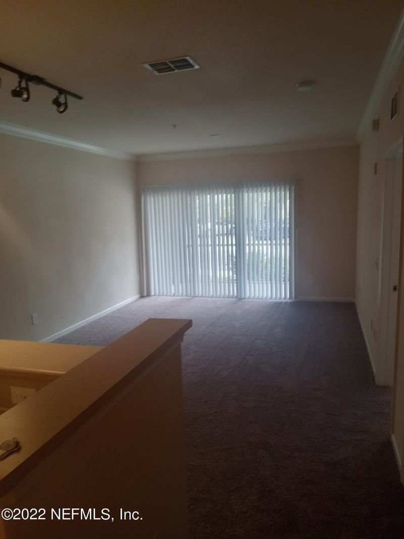 8290 Gate Pw W #114, Jacksonville, FL 32216