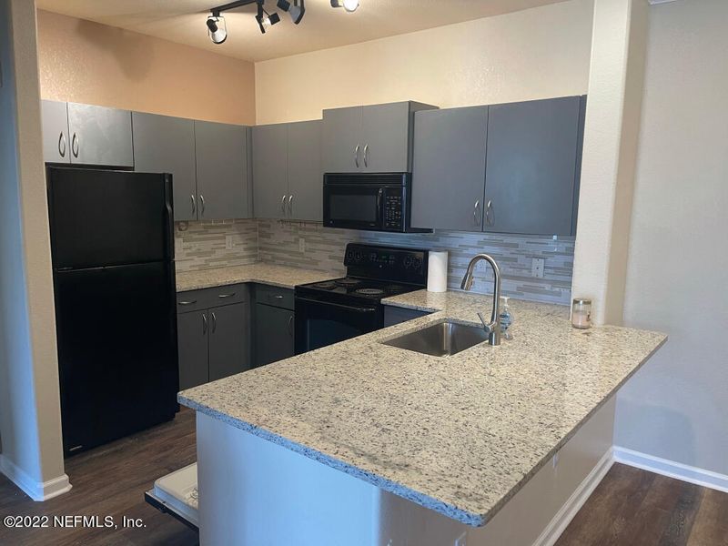 8290 Gate Pw W #709, Jacksonville, FL 32216