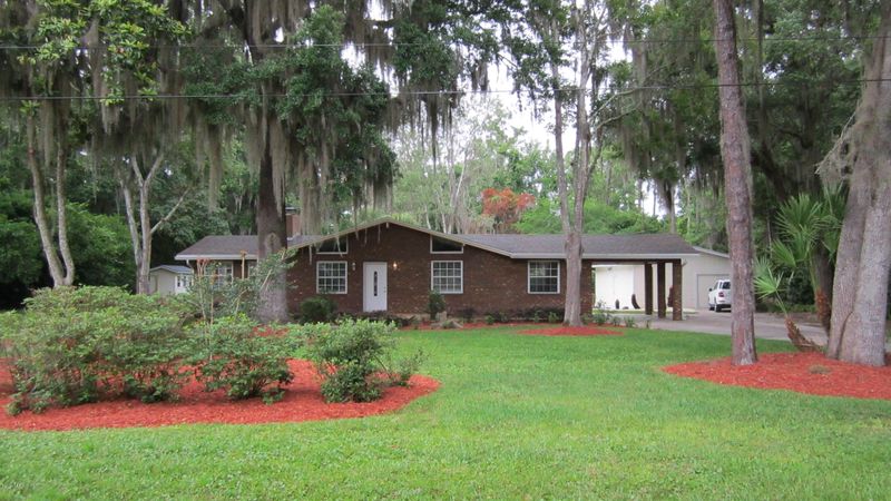 8290 Riverview Dr, St Augustine, FL 32092
