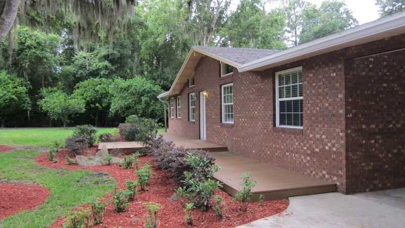 8290 Riverview Dr, St Augustine, FL 32092