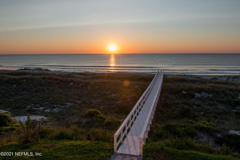 82945 Thompson Ln, Fernandina Beach, FL 32034